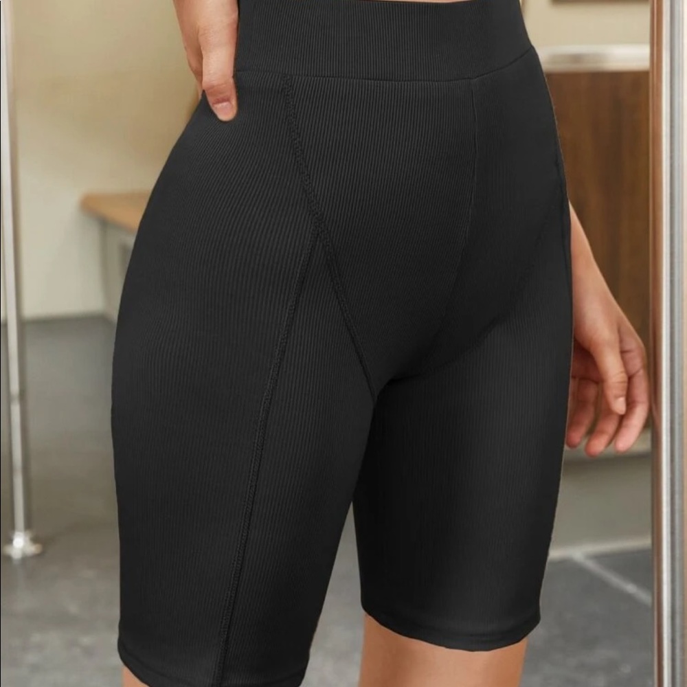High waist rubbed knit biker shorts